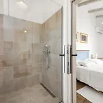 Luka In With Pool & Playground Only 600 Meter From The * فاجانا