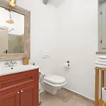 Luka In With Pool & Playground Only 600 Meter From The فيلة فاجانا