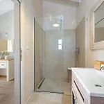 Luka In With Pool & Playground Only 600 Meter From The فيلة فاجانا