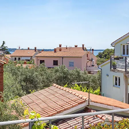 Luka In With Pool & Playground Only 600 Meter From The Villa