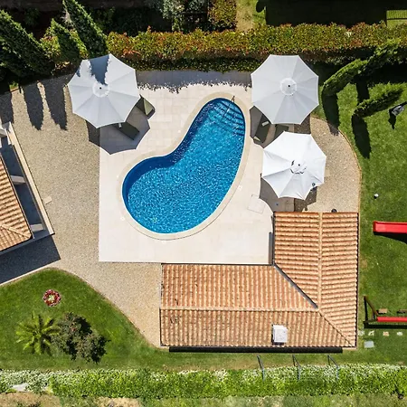 Luka In With Pool & Playground Only 600 Meter From The فيلة فاجانا